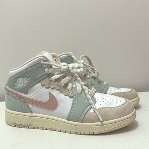 Jordan 1 MID Se Pink Oxford 5Y